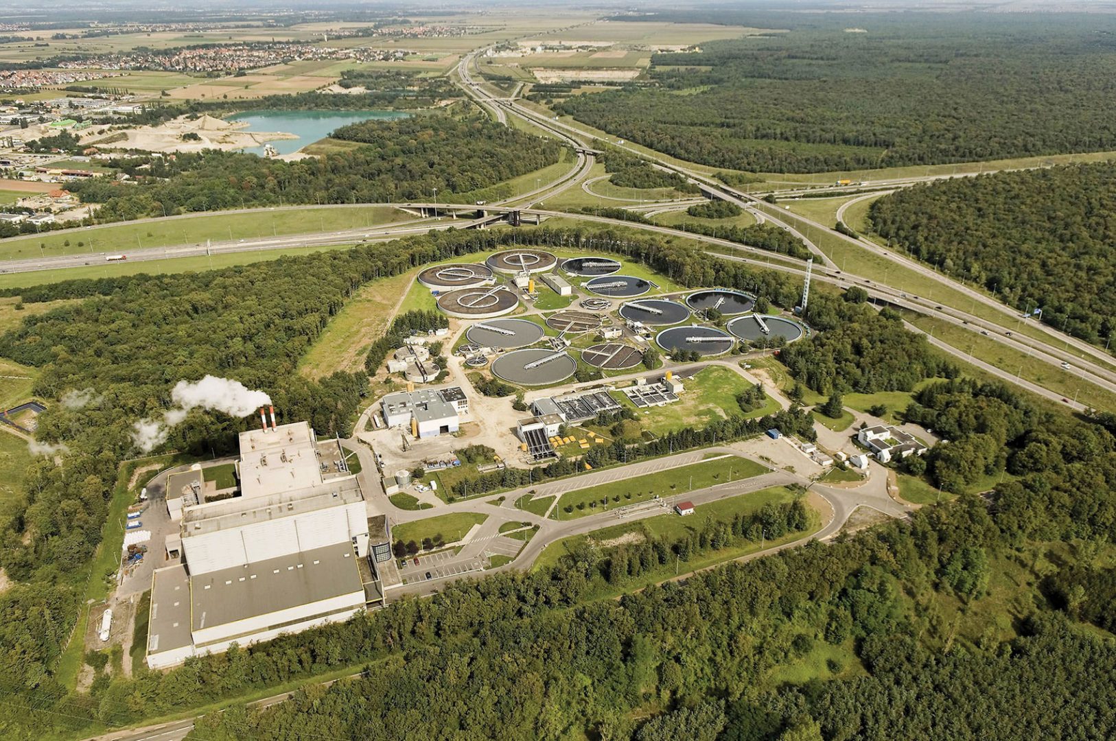 Implantée à Sausheim et exploitée par Suez, l’usine de valorisation énergétique a incinéré 151 000 tonnes en 2017, dont 64 000 d’ordures ménagères de l’agglomération mulhousienne.